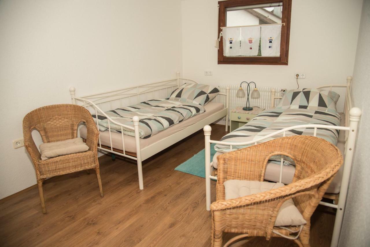 Ferienwohnung "Hirsch Huesli" Schopfheim Bagian luar foto
